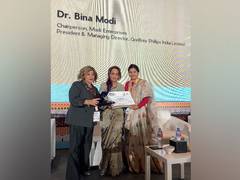
      
      Dr Bina Modi receives Award of Excellence from the Egyptian...
      
      