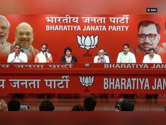 
      
      Paralympian Deepa Malik, INLD MLA Kehar Singh join BJP
      
      