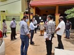
      
      Experts team visit quarantine centre in Bhubaneswar
      
      