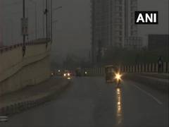 
      
      Delhi's AQI plunges into 'poor category'
      
      