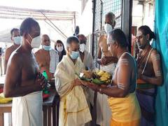 
      
      Indian envoy attends Shivratri pooja at Thiruketeeswaram...
      
      