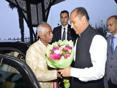 
      
      Shimla: Bandaru Dattatreya given a warm welcome by Himachal CM
      
      