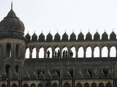 
      
      Iranian Shia cleric attends meeting at Lucknow's Imambara in...
      
      