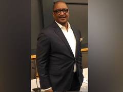 
      
      Beyonce's dad Mathew Knowles has breast cancer
      
      