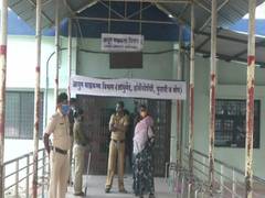 
      
      Bhandara fire tragedy: Hospital guard, friends help rescue...
      
      