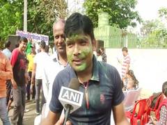 
      
      Bhubaneswar goes organic this Holi
      
      