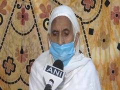 
      
      'PM Modi is my son': says Shaheen Bagh's 'Bilkis Dadi' named...
      
      