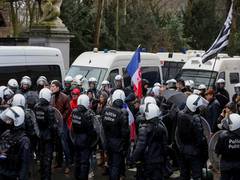 
      
      Brussels police block "Freedom Convoy" protest
      
      