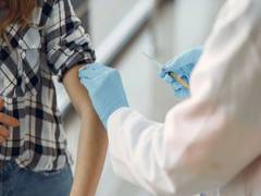 
      
      US to see drop in COVID-19 deaths this winter, says Anthony Fauci 
      
      
