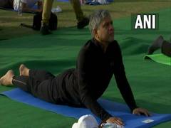 
      
      Ashwini Vaishnaw takes part in Yoga session in Delhi
      
      