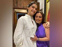 
      
      Sonam Kapoor celebrates 20 years of friendship with Rani Mukerji
      
      
