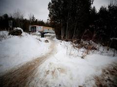 
      
      Indian family that froze to death near Canada-US border identified
      
      