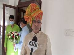 
      
      MP CM Shivraj Singh Chouhan hoists the national flag at his...
      
      