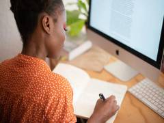 
      
      Kids, teens think girls aren't interested in computer...
      
      