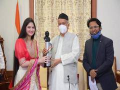 
      
      'Bajrangi Bhaijaan' fame Harshaali Malhotra receives Bharat...
      
      