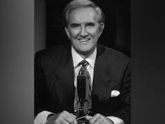 
      
      Country music broadcaster Ralph Emery dies at 88
      
      
