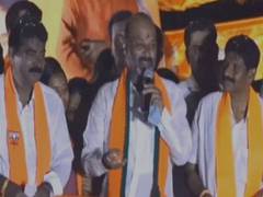
      
      Bandi Sanjay urges people to take money from KCR but vote for BJP
      
      