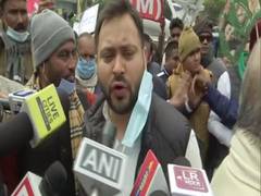 
      
      Grand Alliance forms human chain in Bihar against agri laws
      
      