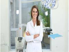 
      
      Invis Dental Clinic offers Invisalign Treatment in London
      
      