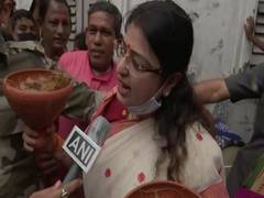 
      
      BJP candidate Priyanka Tibrewal holds rally ahead of filing...
      
      