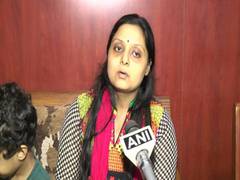 
      
      Gorakhpur hotel raid: Aftering meeting UP CM, victim's wife...
      
      