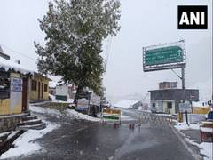 
      
      Himachal Pradesh: Lahaul-Spiti receives snowfall, 80 tourists...
      
      