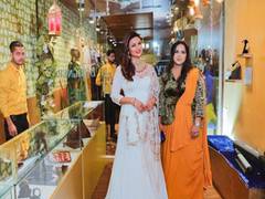 
      
      Paramitas By Pallavi Aggarwal launches brand new showroom,...
      
      
