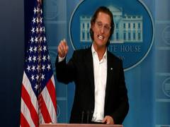
      
      Oscar-winning actor McConaughey makes emotional plea for gun laws
      
      