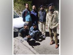 
      
      Shimla: Two held for consuming heroin outside hospital gate
      
      