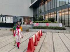 
      
      Gurugram mall restricts visitors' entry after 5 pm amid...
      
      