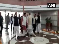 
      
      Lok Sabha Speaker meets leaders of parties ahead of winter...
      
      