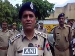 
      
      Constable allegedly commits suicide by jumping off police...
      
      