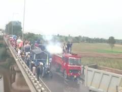 
      
      Delhi Chalo protest: Police, farmers clash at Shambhu border,...
      
      