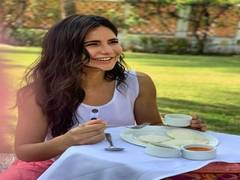
      
      Katrina Kaif takes up 'What is in your Dabba' challenge,...
      
      