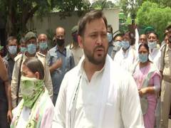 
      
      RJD observes Garib Adhikaar Diwas; Tejashwi Yadav slams...
      
      