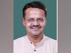 
      
      Maintaining equi-distancs is past, BJD's role is of...
      
      