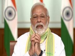 
      
      PM Modi hails villages for '2-gaj ki doori' mantra, urges...
      
      