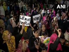 
      
      Anti-CAA protest continue in Delhi's Jaffrabad metro station area
      
      