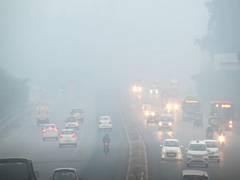 
      
      Thin layer of fog envelopes Delhi, visibility affected
      
      
