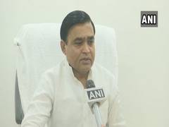 
      
      Kamal Nath govt signs MoU for developing 'smart gaushalas' 
      
      