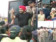 
      
      Protesters protesting against JNU violence at Gateway of...
      
      