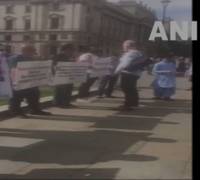 
      
      FBM protests outside British Parliament against Iran, Pak...
      
      