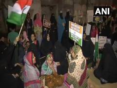 
      
      Women stage Shaheen Bagh-like protest in Mumbai
      
      