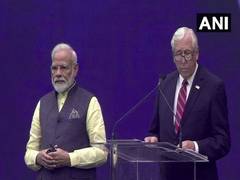 
      
      Houston: US Congressman welcomes PM Modi at Howdy Modi! event
      
      
