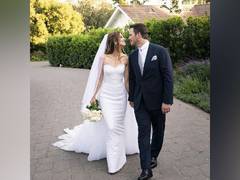 
      
      Katherine Schwarzenegger says when stressed, husband Chris...
      
      
