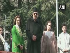 
      
      Farooq Abdullah released from detention
      
      