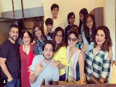 
      
      Faran Khan spends her Sunday right with Shilpa, Raj Kundra
      
      