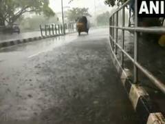
      
      Rain lashes parts of Kozhikode district 
      
      