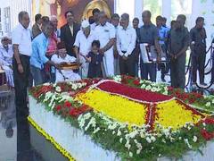 
      
      Family members pay tribute to Dr Kalam on his 88th birth...
      
      