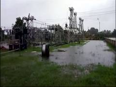 
      
       Bihar: Rain throws life out of gear in Champaran
      
      